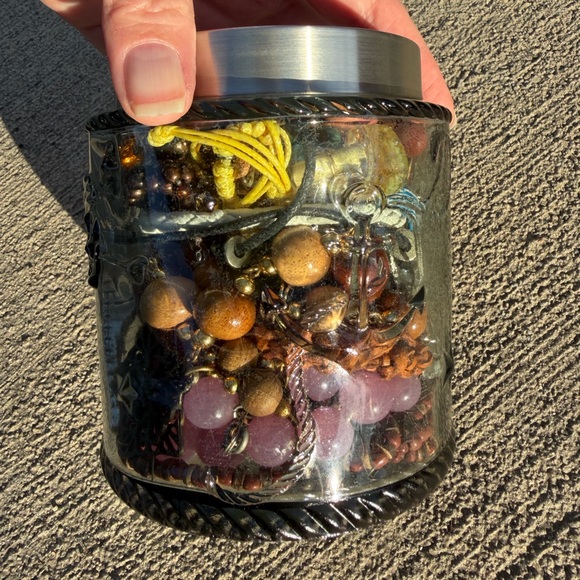 Mystery jewelry jar; by land and sea - Picture 3 of 5
